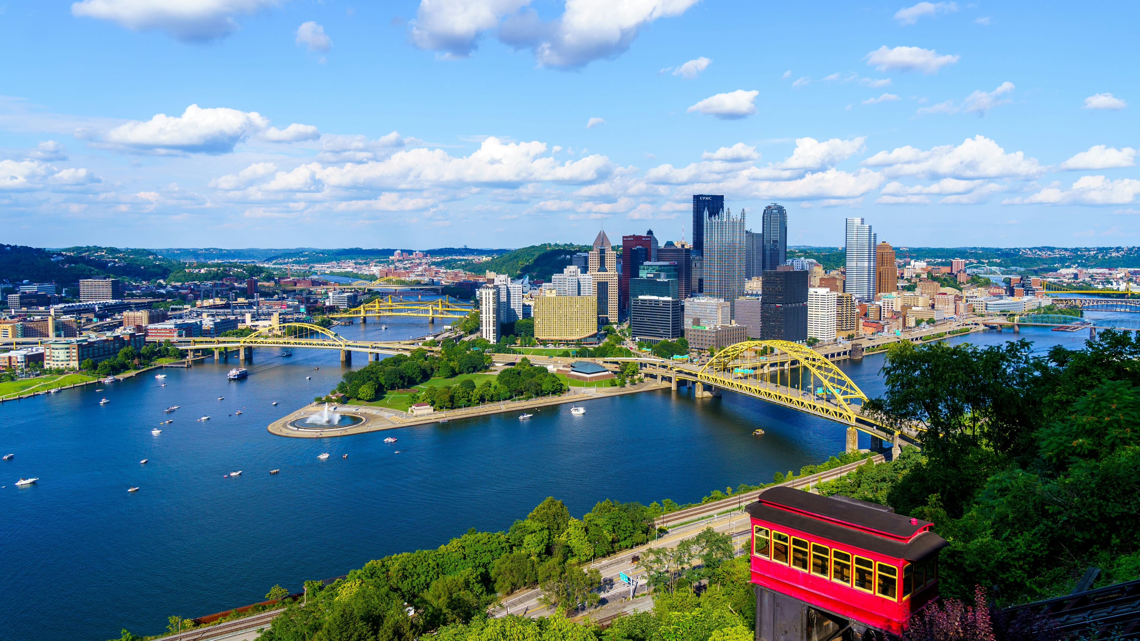 Associate Veterinarian, Pittsburgh, Pennsylvania.